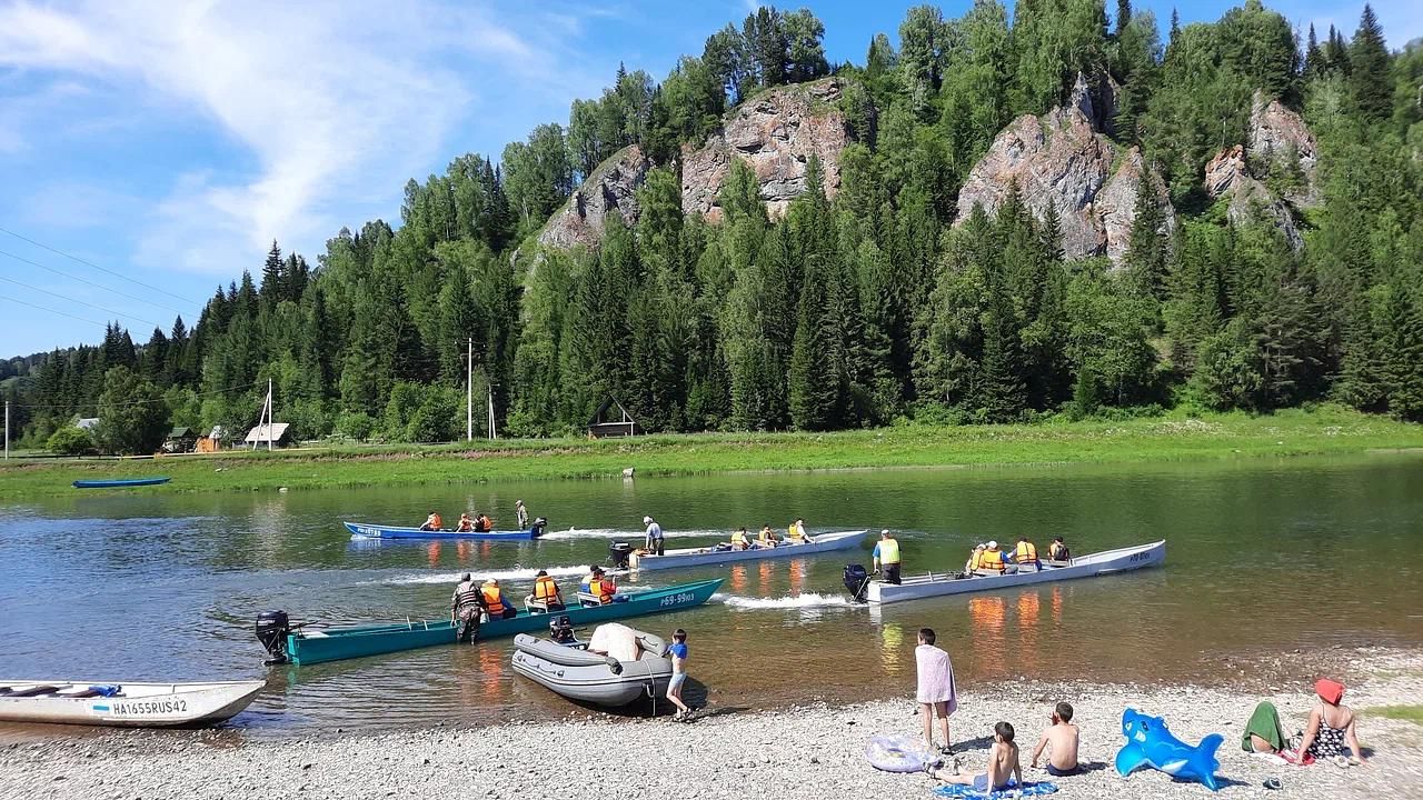 Карчитский замок+Пасека. Приключение на моторной лодке.